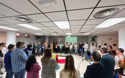 Construcción de Comunidades Profesionales de Aprendizaje en FEYE